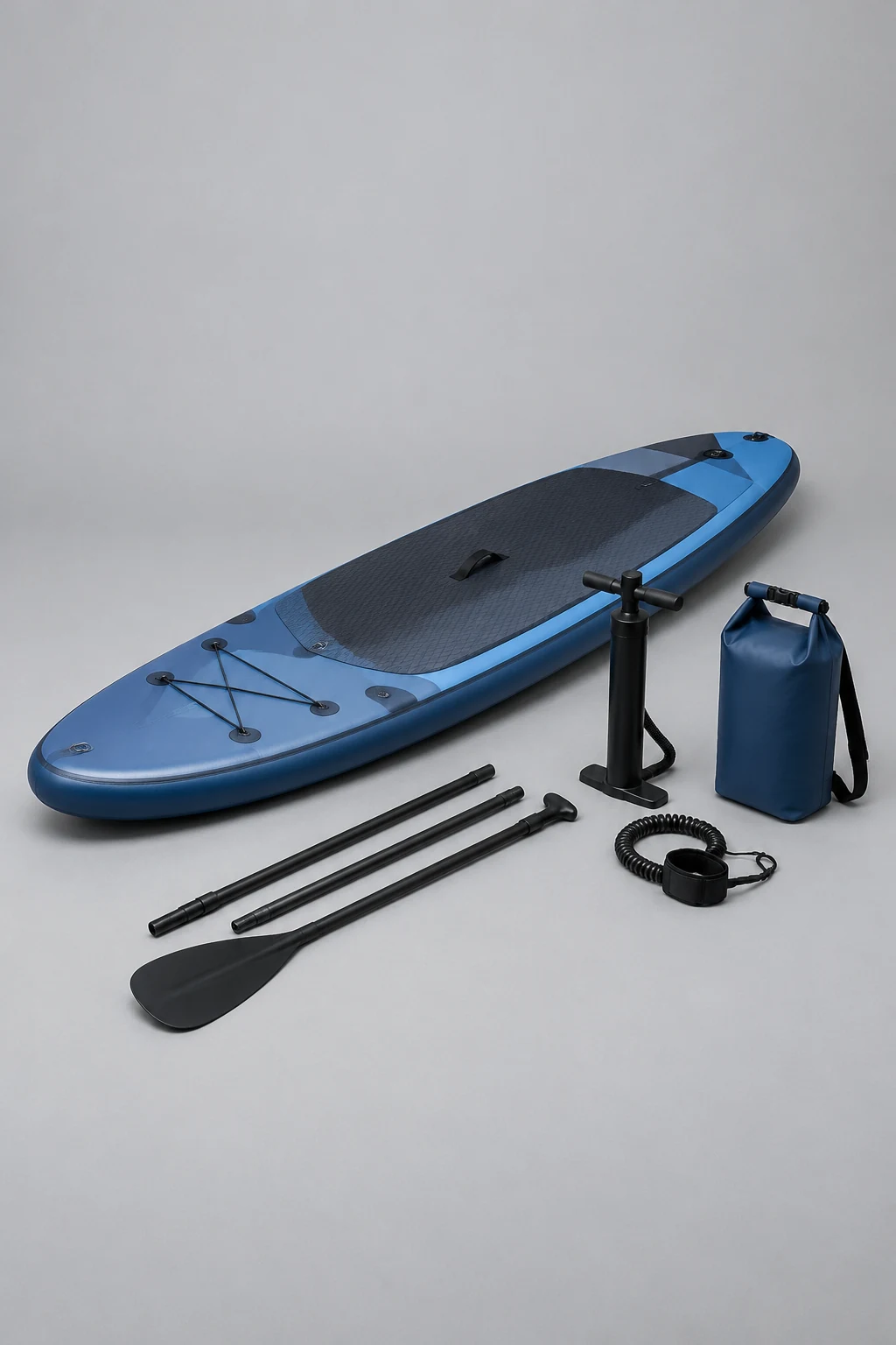 Beginner paddle boarding set with board, paddle, pump and dry bag